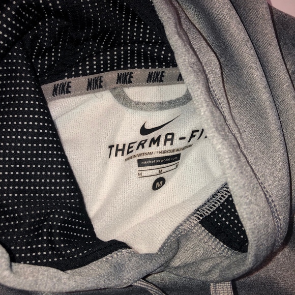 Nike Sweatshirt - Picture 3 of 3